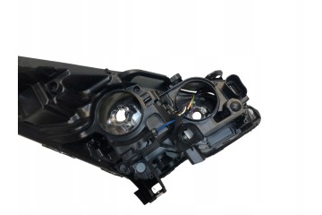 Peugeot 3008 I 5008 I before FL 2009 2013 Headlight front left TYC Version European