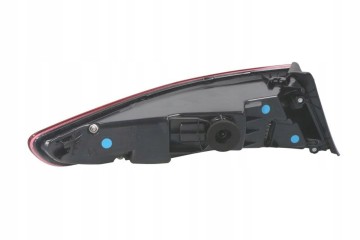 Alfa Giulia 2016 2022 Jobb hatso kuelso lampa Magneti Marelli 714020690803 Packaging status original