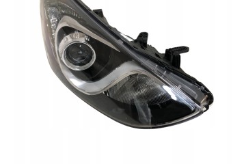 Hyundai i30 GD II 2012 2015 Headlight H7 Front right lamp with illumination Part manufacturer TYC
