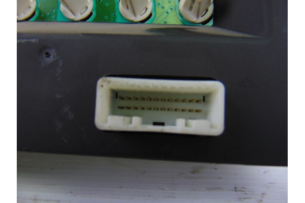 28090BU701A PANTALLA MULTIFUNCION NISSAN ALMERA (N16/E) Tekna 2005 28090BU701A 191228 NISSAN - 1