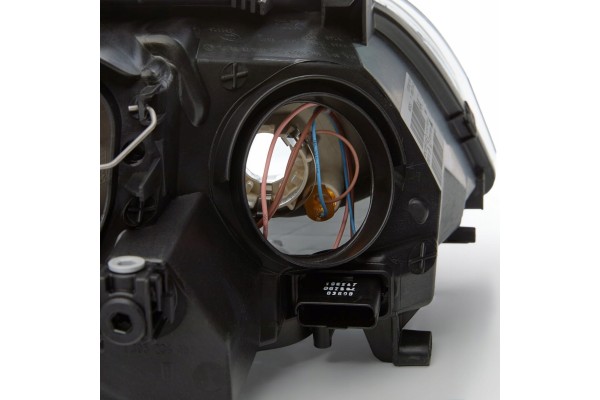 Headlight left MAGNETI MARELLI 711307023108 for RENAULT MEGANE III Version European