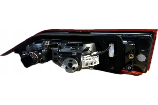 Lamp right for tailgate Volvo Packaging status original