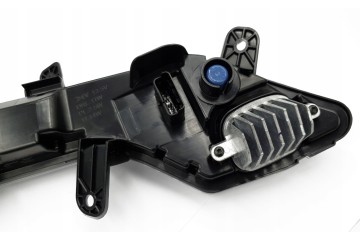Daylights Valeo 047702 Voltage 12 V