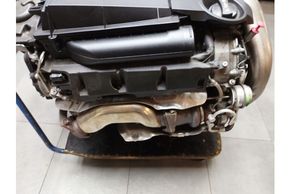 MERCEDES S CLASS S500 W222 2014 4 7 V8 ENGINE MOTOR 278929 COMPLETE Engine type petrol
