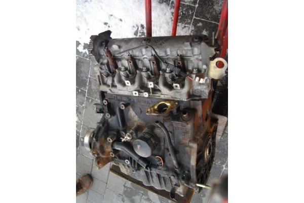 Engine Renault Clio II Scenic Laguna MEgane Volvo v40 s40 1 9dci code F8T