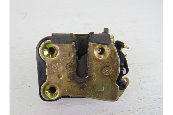  CERRADURA PUERTA TRASERA IZQUIERDA CHRYSLER PT CRUISER 2.0 Classic 2001 191801 CHRYSLER - 2