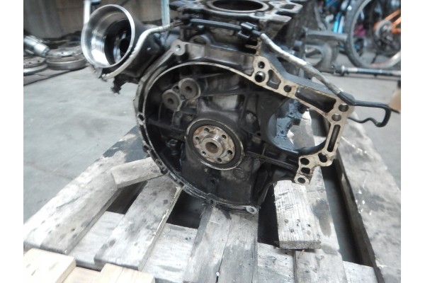 DOWN ENGINE BLOCK CITROEN PEUGEOT 1 6 HDI 9H01 Catalog number of the part 9H01 10JBAJ
