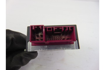 7218339 MODULO ELECTRONICO BMW SERIE 1 BERLINA (E81/E87) 118d 2008 7218339 191835 BMW - 1