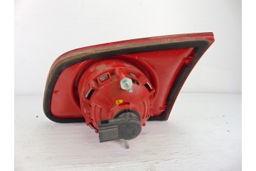 3C9945093 PILOTO TRASERO IZQUIERDO INTERIOR VOLKSWAGEN PASSAT VARIANT (3C5) Advance 2009 3C9945093 191982 VOLKSWAGEN - 3