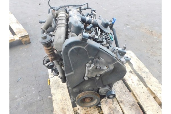 PEUGEOT 307 2 0 HDI 2002r COMPLETE ENGINE RHY Part manufacturer Peugeot OE
