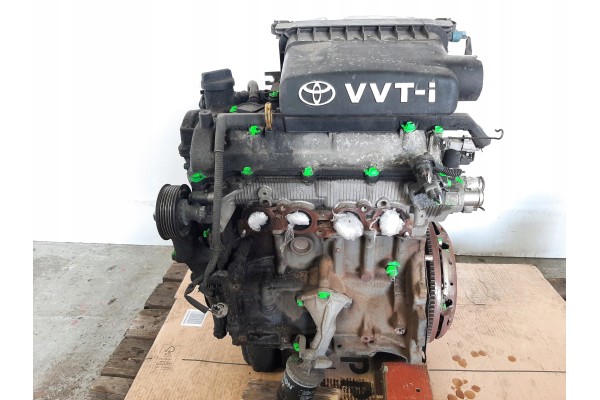 TOYOTA YARIS P1 1 3 16V LIFT 03R ENGINE 2SZE FE 64KW 87KM Part manufacturer Toyota OE