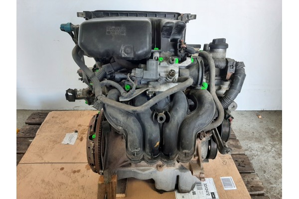 TOYOTA YARIS P1 1 3 16V LIFT 03R ENGINE 2SZE FE 64KW 87KM Catalog number of substitutes 2SZE FE