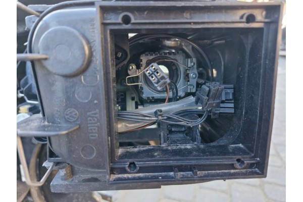 VW Passat B6 Juego de Faro Delantero Bi-Xenón con Refrigeración