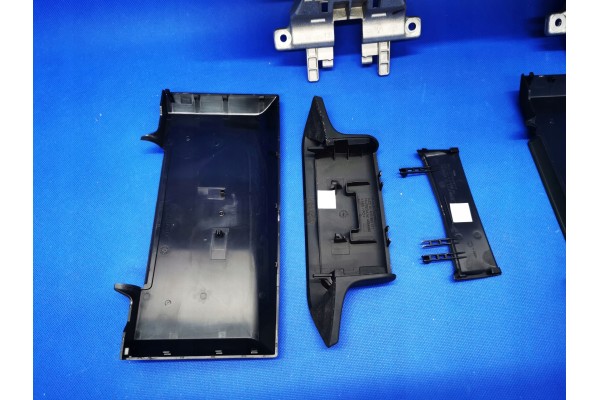 AUDI A8 D4 MONITORS LCD DISPLAYS REAR 4H0919607 Catalog number of the part 4H0919607