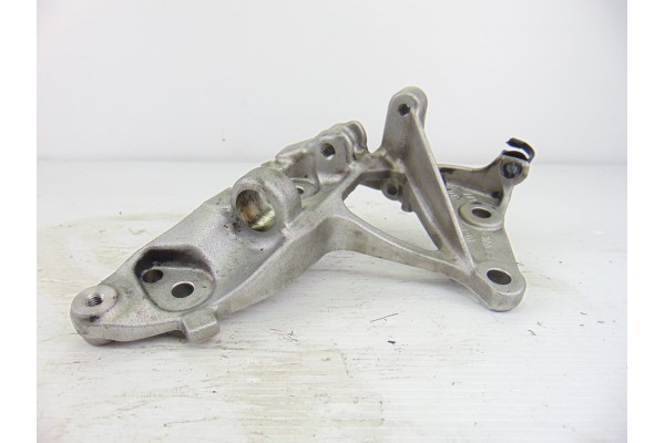 9653249480 SOPORTE ALTERNADOR FORD FOCUS BERLINA (CB4) Trend 2009 9653249480 192725 FORD - 1