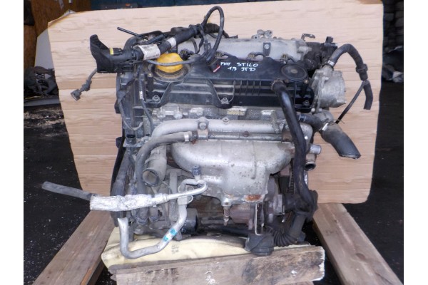 COMPLETE ENGINE FIAT STILO 1 9 JTD A061331257 2004R 115KM Engine type diesel