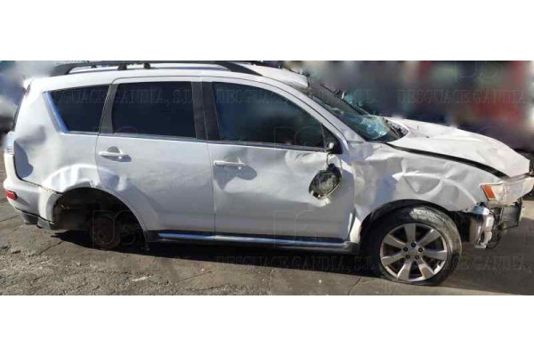 MITSUBISHI OUTLANDER (CW0) Motion 2WD