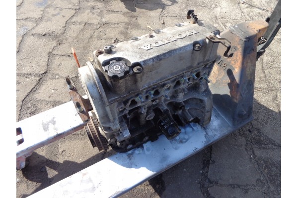 HONDA LOGO 1 3 1 35 MOTOR POST Part manufacturer Honda OE