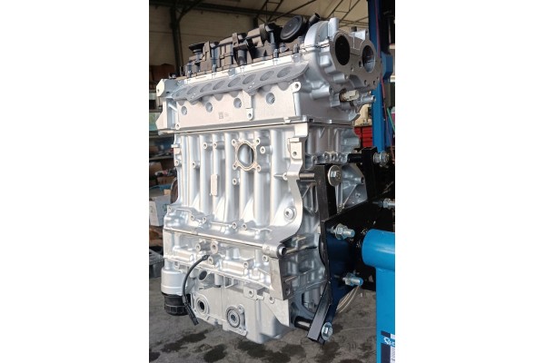 ENGINE D4204T9 AFTER REGENERATION VOLVO V40 525 526 D3 110kW 2015 2018 Packaging status replacement