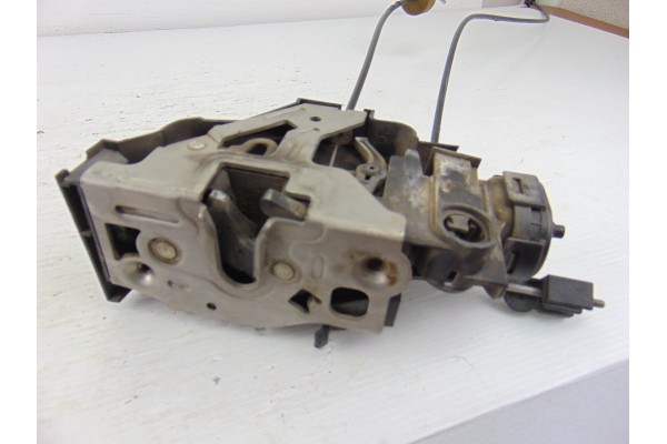 CERRADURA PUERTA TRASERA IZQUIERDA MERCEDES-BENZ CLASE A (BM 168)