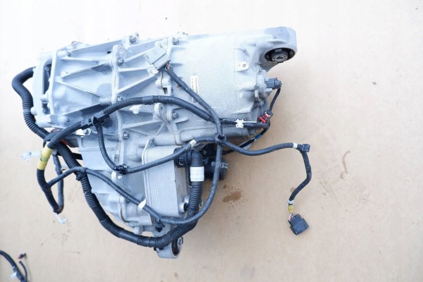 TESLA Y ELECTRIC MOTOR REAR 1587780 00 B Part manufacturer Tesla