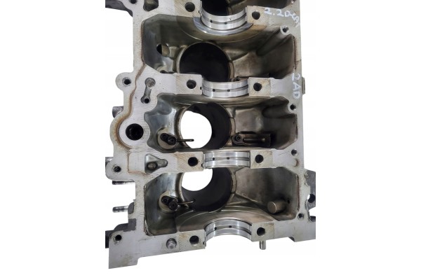 Engine block toyota corolla verso avensis t25 2 2 d cat 2AD Catalog number of the part Blok silnika toyota corolla verso avensis
