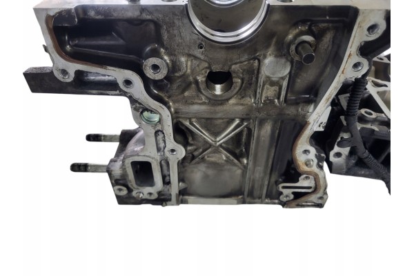 Engine block toyota corolla verso avensis t25 2 2 d cat 2AD Engine type diesel