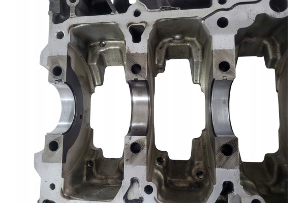 Bloque de motor Toyota Corolla Verso Avensis T25 2.2 D-CAT 2AD