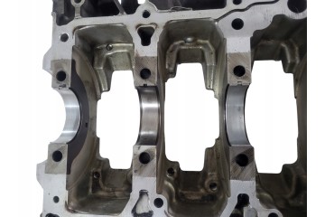 Bloque de motor Toyota Corolla Verso Avensis T25 2.2 D-CAT 2AD