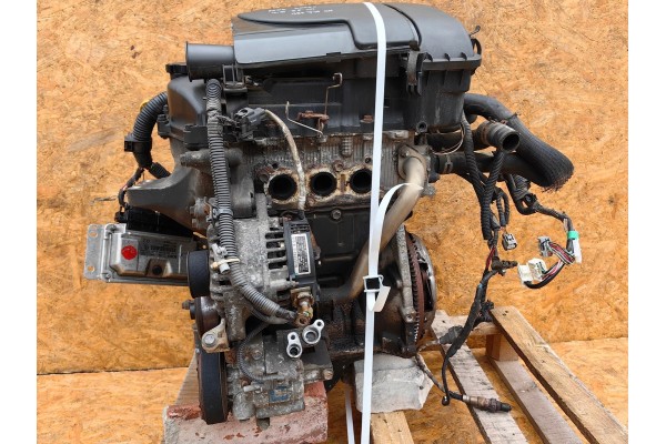 Engine complete TOYOTA CITROEN PEUGEOT 1 0 68HP 1KR B52 with air conditioning Catalog number of the part Silnik kompletny TOYOTA