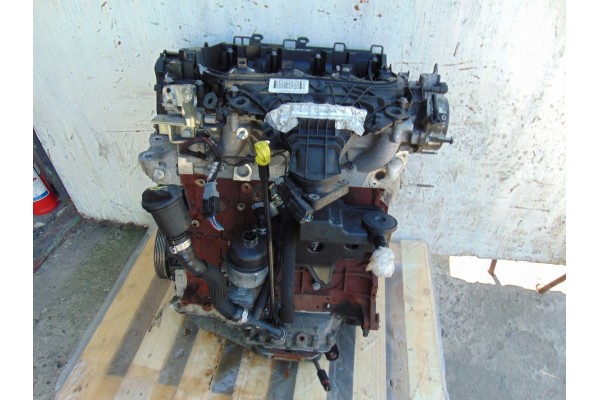 ENGINE POST FORD C MAX MK2 2 0 TDCI AV4Q6007DB D4204T UFDB Car type passenger cars