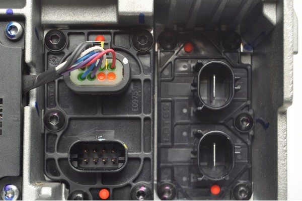VOLKSWAGEN TIGUAN III 1 5 e TSI BATTERY 5QA915107B Quality of parts according to GVO O original with manufacturer s logo OE
