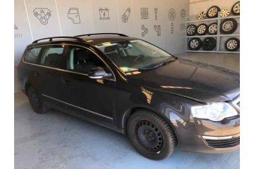 VOLKSWAGEN PASSAT VARIANT (3C5) Highline