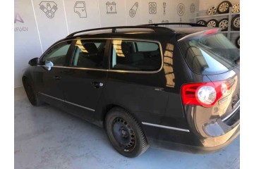 VOLKSWAGEN PASSAT VARIANT (3C5) Highline