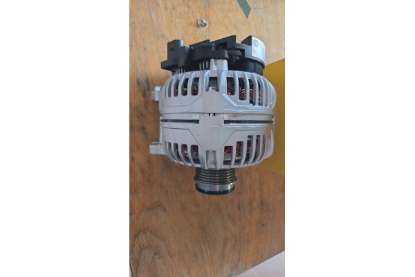 Alternator Hella 8EL 011 710 471 Car type buses cargo vans passenger cars