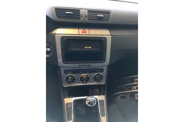 VOLKSWAGEN PASSAT VARIANT (3C5) Highline