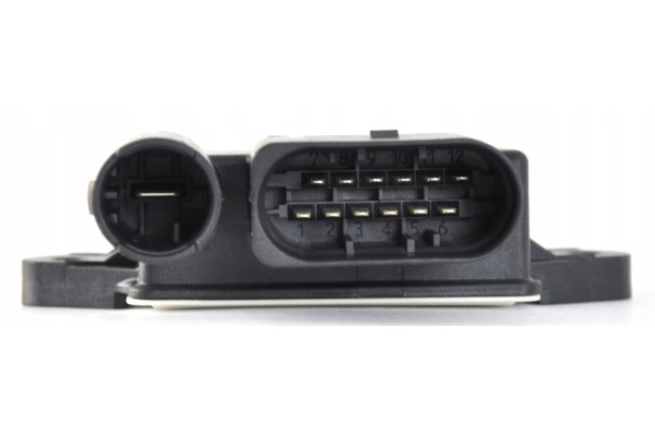 Glow plug relay MERCEDES A6429005601 original Part manufacturer Vemo