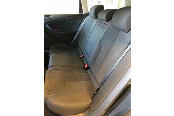 VOLKSWAGEN PASSAT VARIANT (3C5) Highline