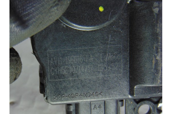 AV1119E616FA MOTOR APERTURA TRAMPILLAS CLIMATIZADOR FORD FIESTA (CE1) Trend 2018 AV1119E616FA 195284 FORD - 2