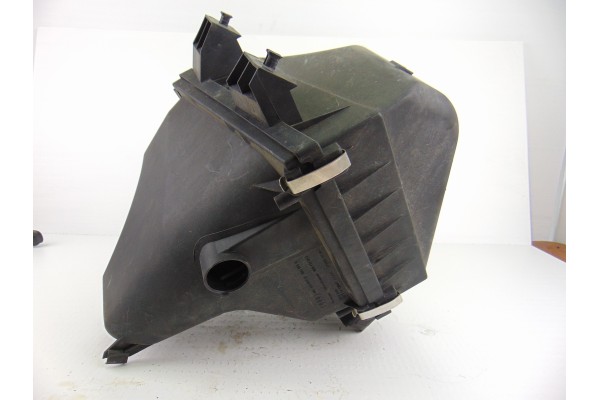 06C133837N  FILTRO AIRE AUDI A6 AVANT (4B5) 3.0 2002 06C133837N 195401 AUDI - 2