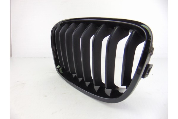 7239021 REJILLA PARAGOLPES IZQUIERDA BMW SERIE 1 BERLINA 5P (F20) 116d 7239021 195608 BMW - 2