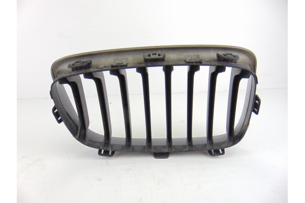 7239021 REJILLA PARAGOLPES IZQUIERDA BMW SERIE 1 BERLINA 5P (F20) 116d 7239021 195608 BMW - 3