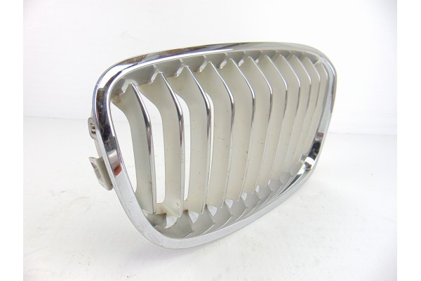 7239022 REJILLA PARAGOLPES DERECHA BMW SERIE 1 BERLINA 5P (F20) 118d 7239022 195609 BMW - 3