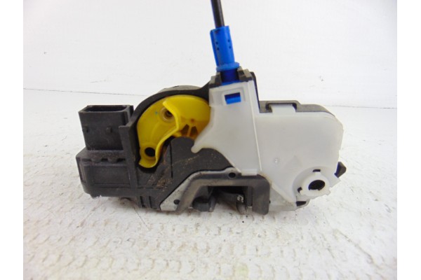 5 PIN CERRADURA PUERTA DELANTERA IZQUIERDA OPEL ASTRA J SPORTS TOURER Sport 2010 5 PIN 195866 OPEL - 1