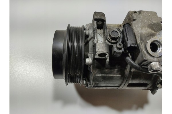 Compresor de aire acondicionado VALEO 813157