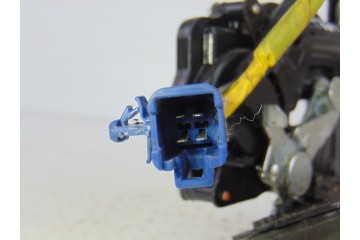 4 CABLES CERRADURA MALETERO / PORTON TOYOTA COROLLA VERSO (R1) 2,2 D-4D Sport 2006 4 CABLES 196475 TOYOTA - 2