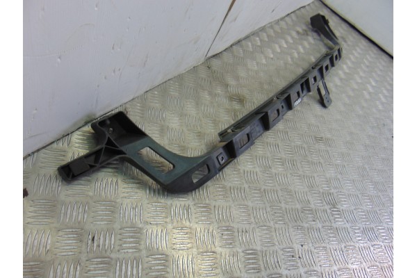 1Q0807863A  MOLDURAS TRASERAS VOLKSWAGEN EOS (1F7)(2006) 2.0 TDI Individual 2006 1Q0807863A 197080 VOLKSWAGEN - 2