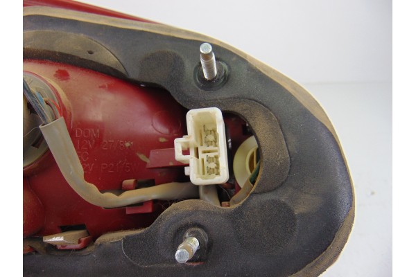  PILOTO TRASERO DERECHO INTERIOR HYUNDAI SANTA FE (CM) 2.2 CRDi Comfort 4X4 2006 197113 HYUNDAI - 2