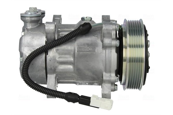 Compressor air conditioning NISSENS 89056 Car type cargo vans passenger cars