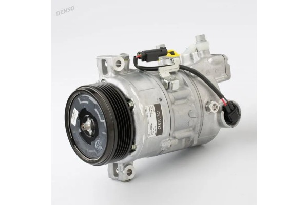 COMPRESSOR AIR CONDITIONING COMPRESSOR DCP05026 DENSO Packaging status original